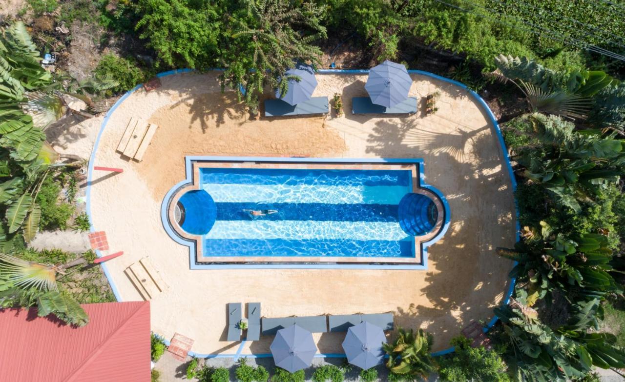 Barefoot Backpacker Resort เสียมราฐ ภายนอก รูปภาพ
